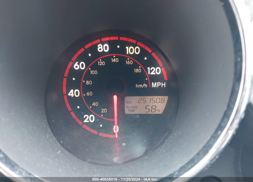 2005 TOYOTA MATRIX/XR VIN: 2T1KR32E55C414879