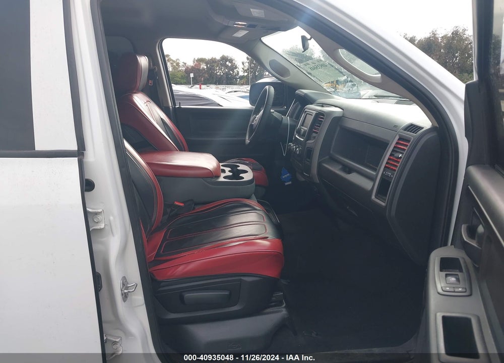 2017 RAM 1500 EXPRESS 4X4 5'7 BOX VIN: 3C6RR7KT5HG574704