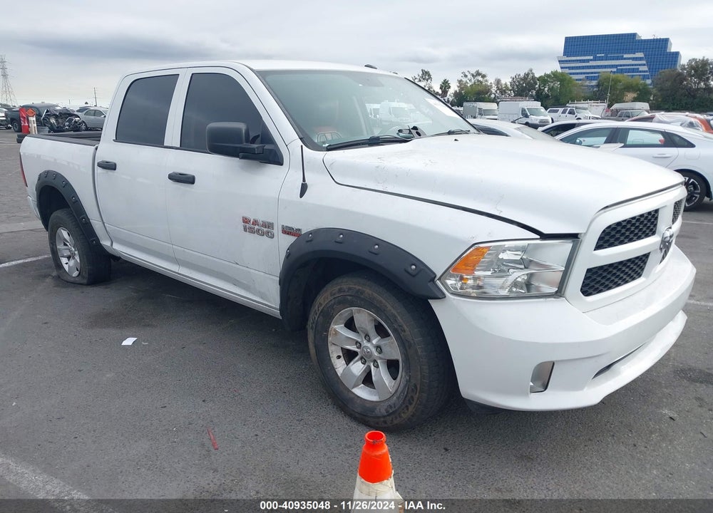 2017 RAM 1500 EXPRESS 4X4 5'7 BOX VIN: 3C6RR7KT5HG574704