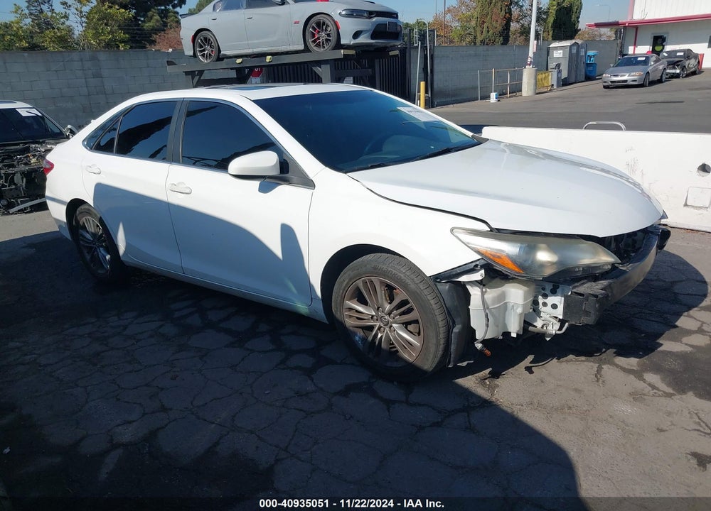 2016 TOYOTA CAMRY SE VIN: 4T1BF1FK3GU157185