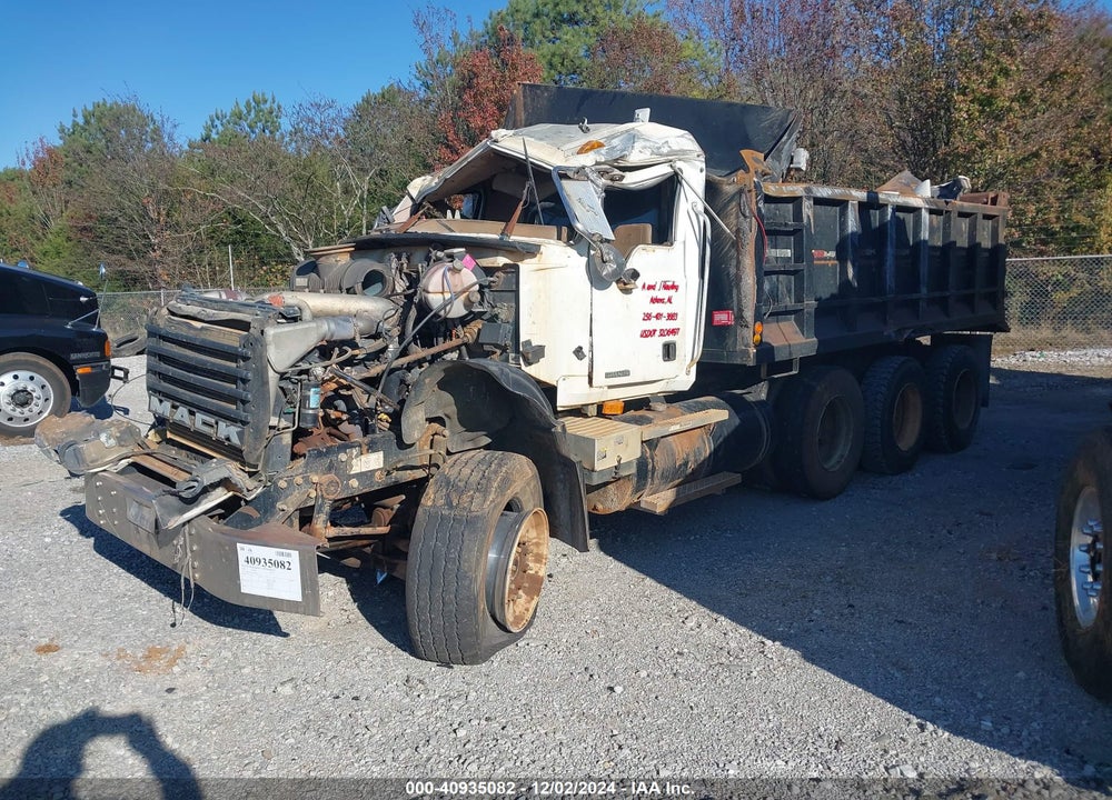 2006 MACK CV713 CV700 VIN: 1M2AG11C16M042477