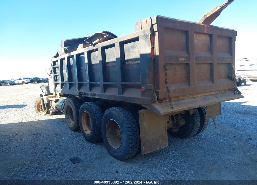 2006 MACK CV713 CV700 VIN: 1M2AG11C16M042477
