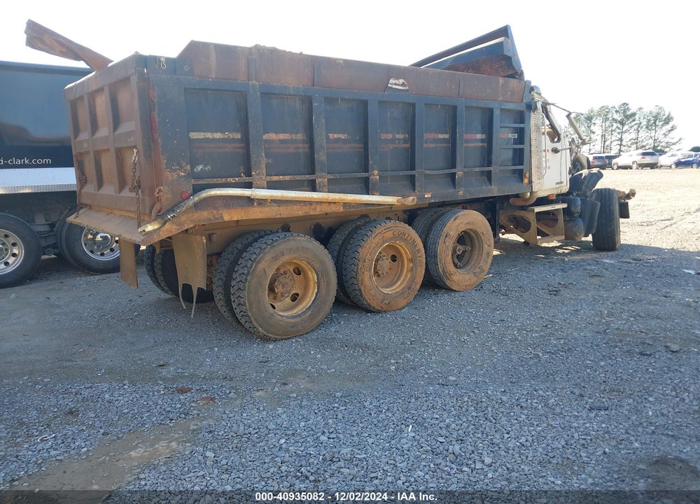 2006 MACK CV713 CV700 VIN: 1M2AG11C16M042477