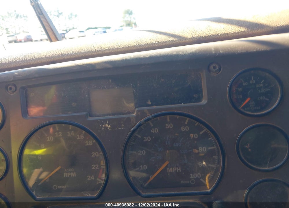 2006 MACK CV713 CV700 VIN: 1M2AG11C16M042477
