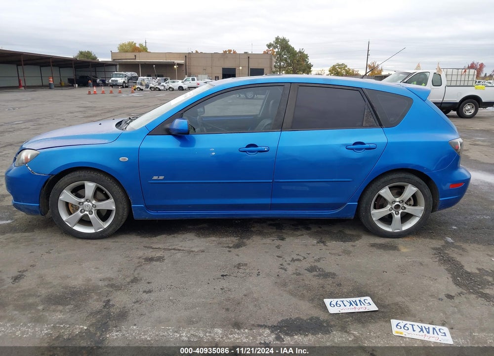 2006 MAZDA 3 S VIN: JM1BK144561520932