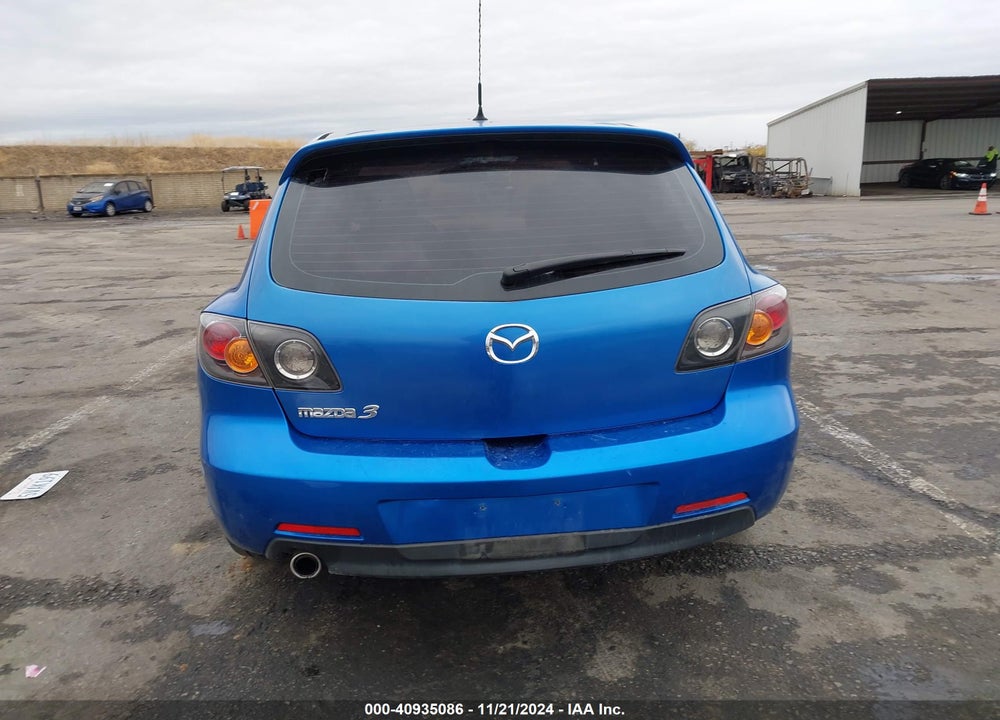 2006 MAZDA 3 S VIN: JM1BK144561520932