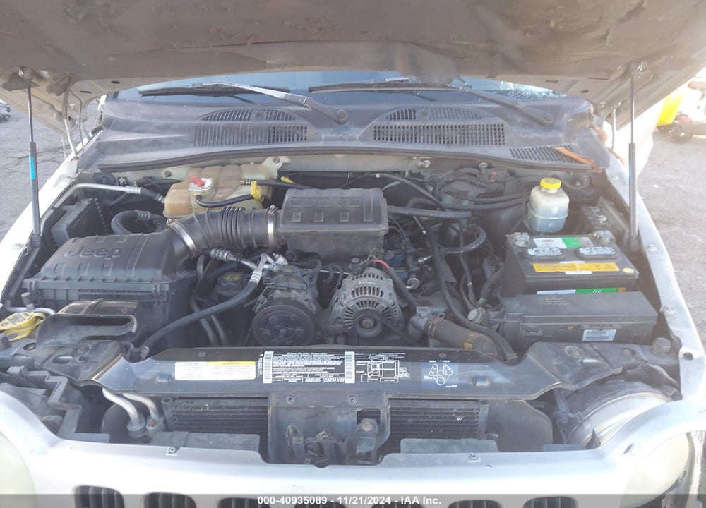 2002 JEEP LIBERTY SPORT VIN: 1J4GK48K82W244897