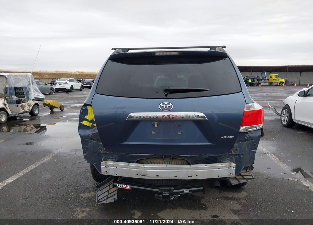 2013 TOYOTA HIGHLANDER SE V6 VIN: 5TDBK3EH3DS245655