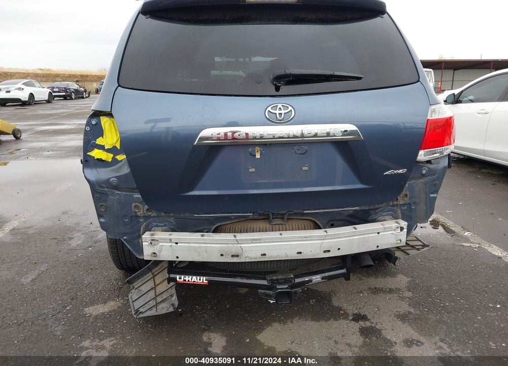 2013 TOYOTA HIGHLANDER SE V6 VIN: 5TDBK3EH3DS245655