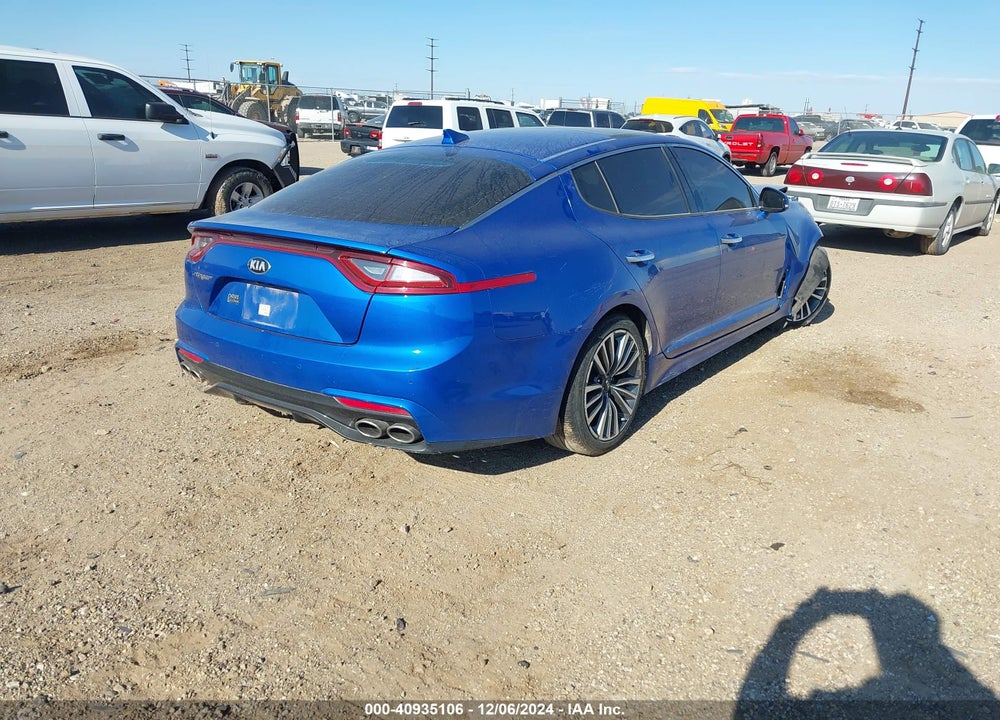 2018 KIA STINGER VIN: KNAE25LA9J6014461
