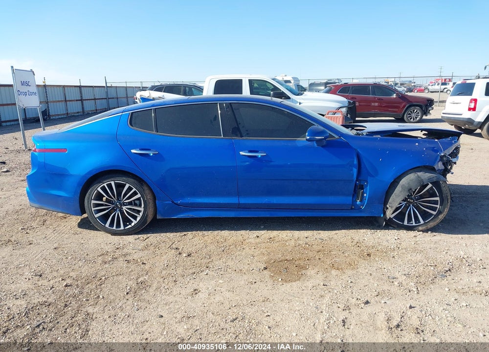 2018 KIA STINGER VIN: KNAE25LA9J6014461