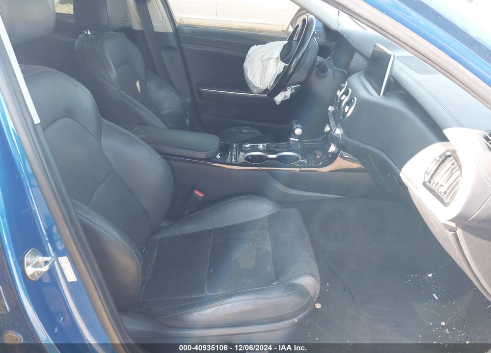 2018 KIA STINGER VIN: KNAE25LA9J6014461