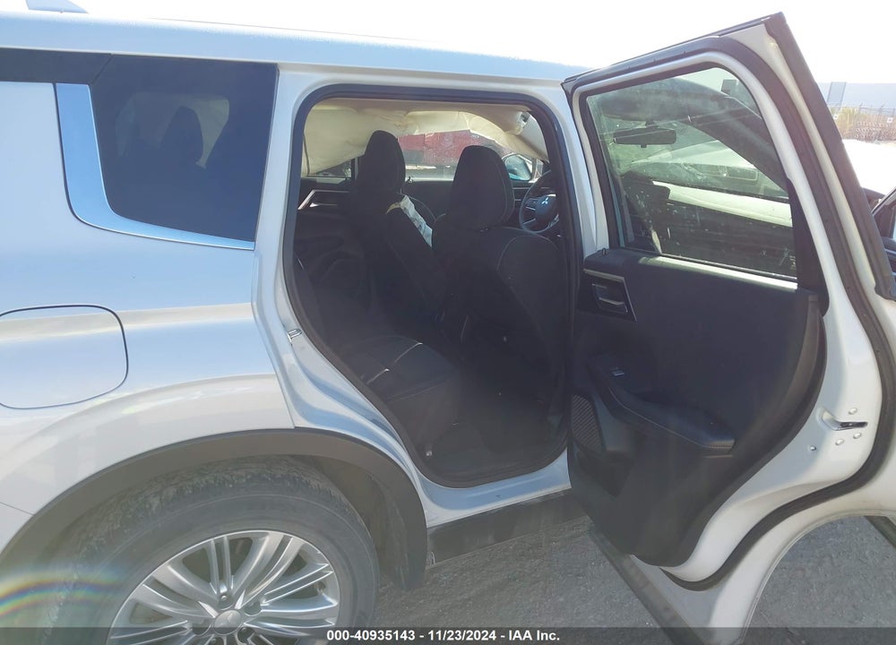 2022 MITSUBISHI OUTLANDER ES 2.5 2WD VIN: JA4J3TA8XNZ015250