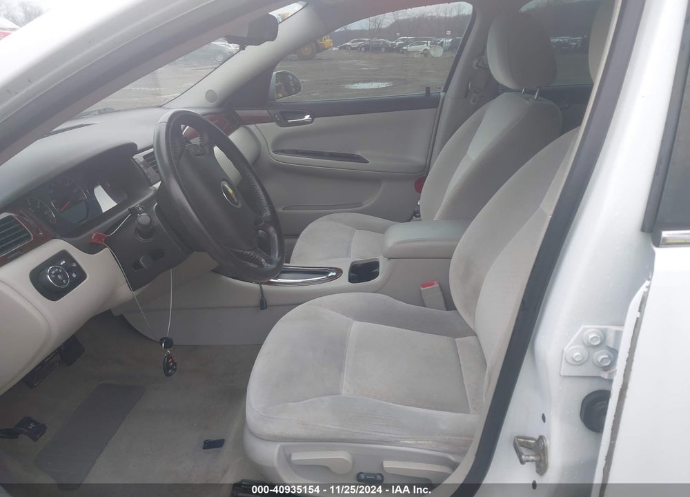 2010 CHEVROLET IMPALA LT VIN: 2G1WB5EK8A1223705