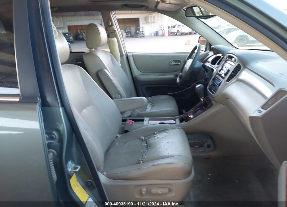 2004 TOYOTA HIGHLANDER LIMITED V6 VIN: JTEEP21A040020268
