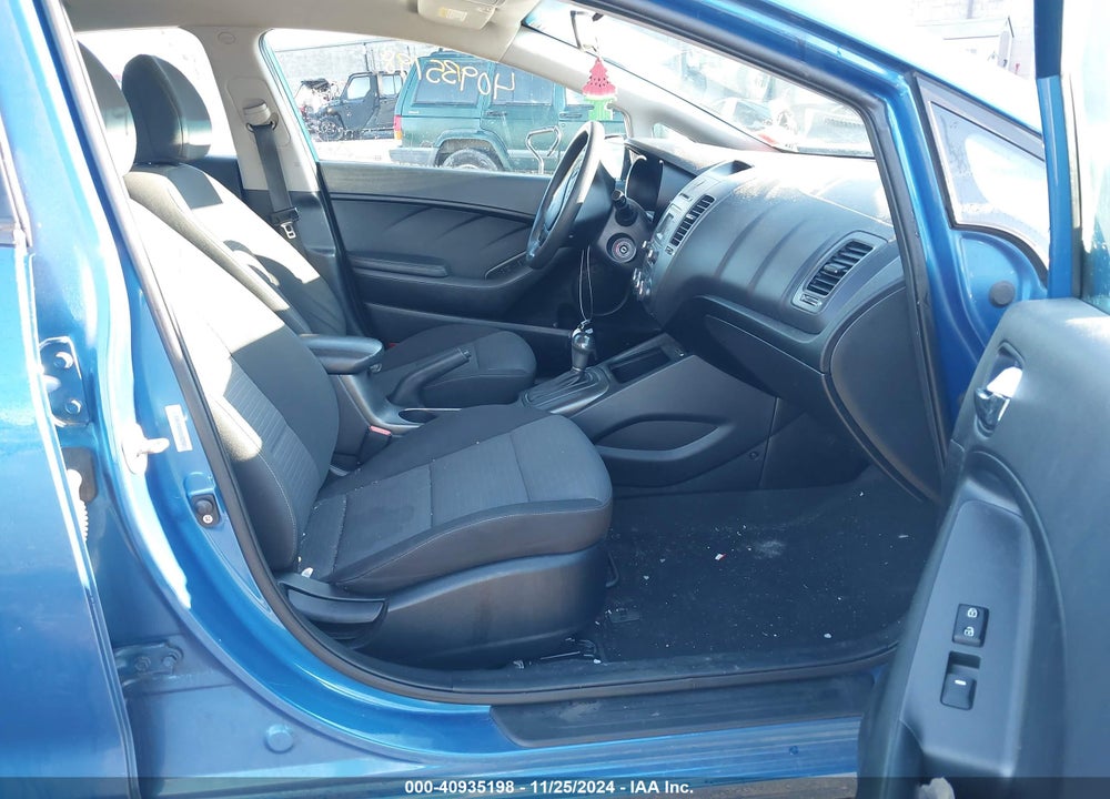 2014 KIA FORTE LX VIN: KNAFX4A61E5182900