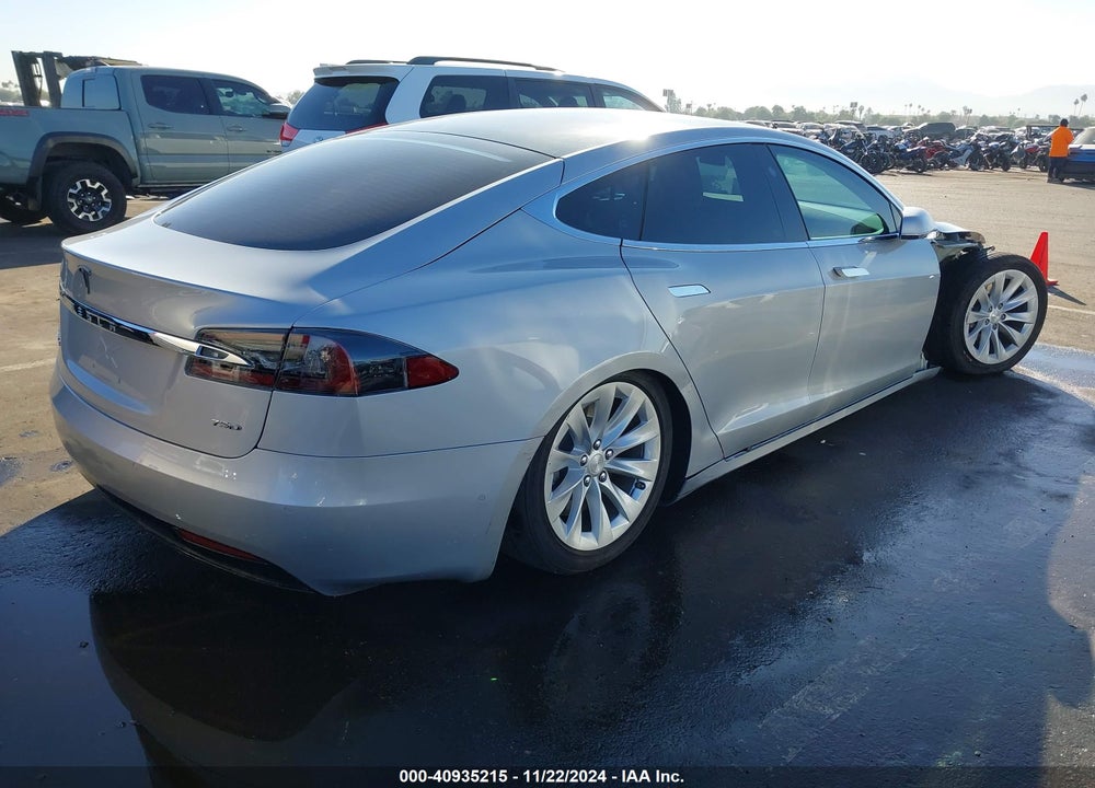 2018 TESLA MODEL S 100D/75D/P100D VIN: 5YJSA1E2XJF287761