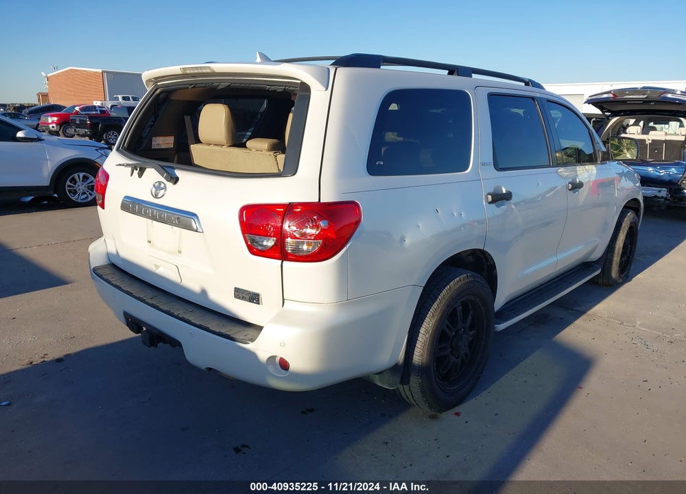 2014 TOYOTA SEQUOIA PLATINUM 5.7L V8 VIN: 5TDYY5G1XES053266