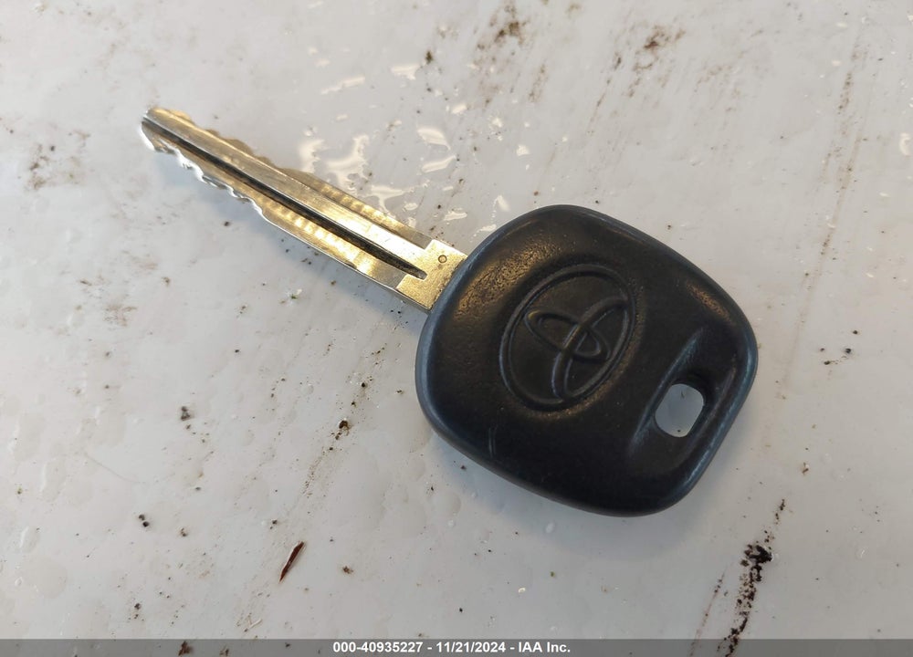 2006 TOYOTA 4RUNNER SR5 V6 VIN: JTEBU14R860098534