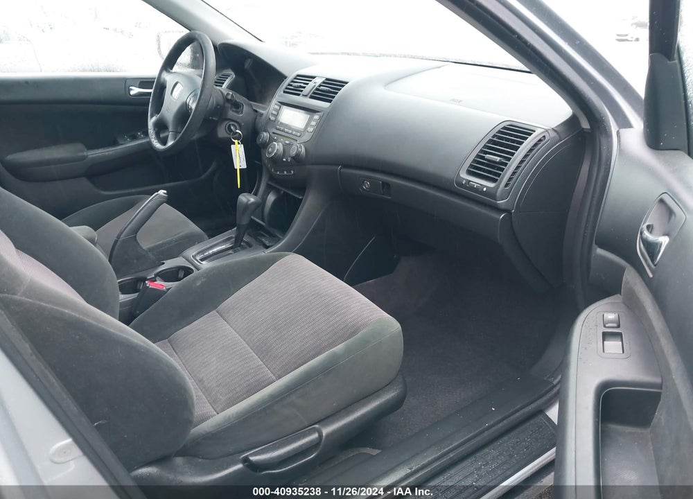 2005 HONDA ACCORD 2.4 LX VIN: 1HGCM56455A105337