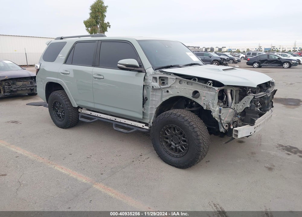 2022 TOYOTA 4RUNNER TRD SPORT VIN: JTESU5JR7N6065337