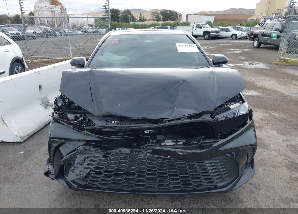 2025 TOYOTA CAMRY SE VIN: 4T1DBADK8SU500640