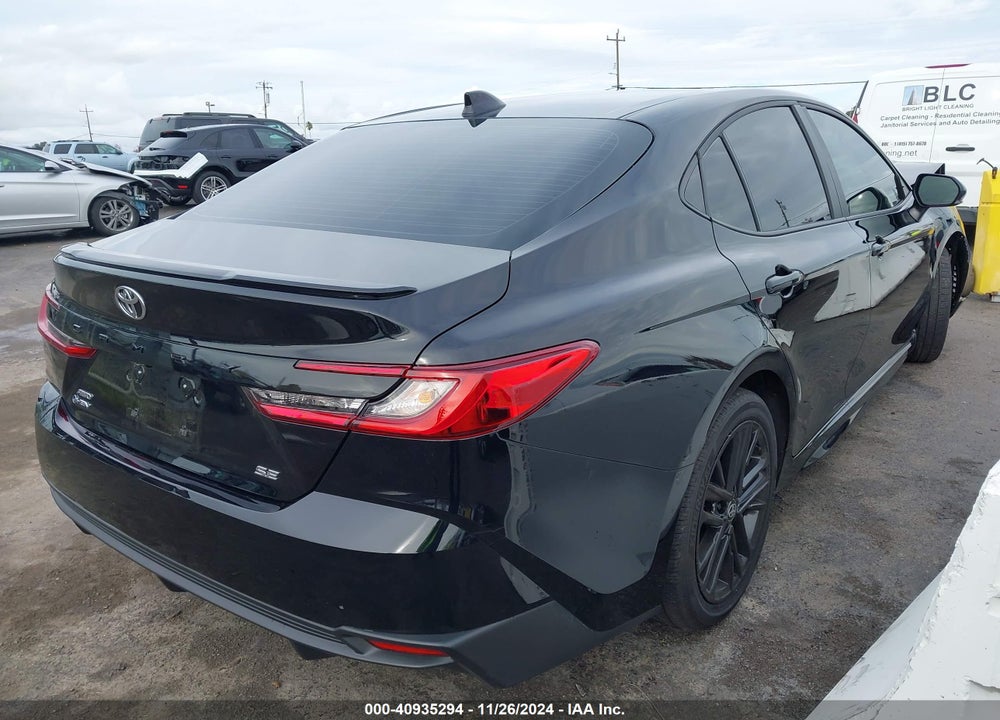 2025 TOYOTA CAMRY SE VIN: 4T1DBADK8SU500640