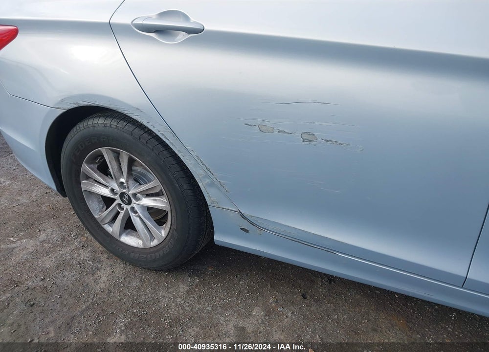 2013 HYUNDAI SONATA GLS VIN: 5NPEB4AC4DH641449