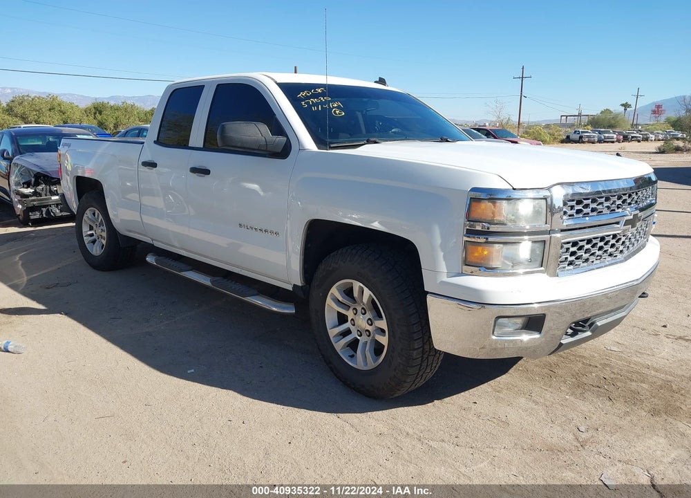 2014 CHEVROLET SILVERADO 1500 1LT VIN: 1GCVKREC0EZ332868