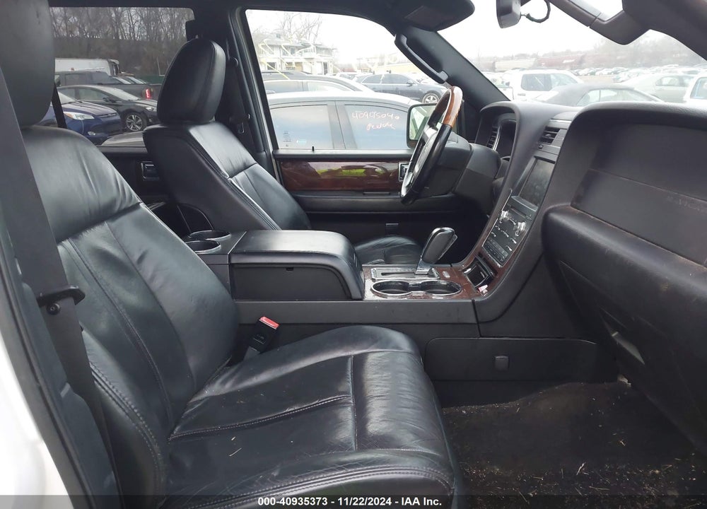 2015 LINCOLN NAVIGATOR L VIN: 5LMJJ3JT8FEJ11721