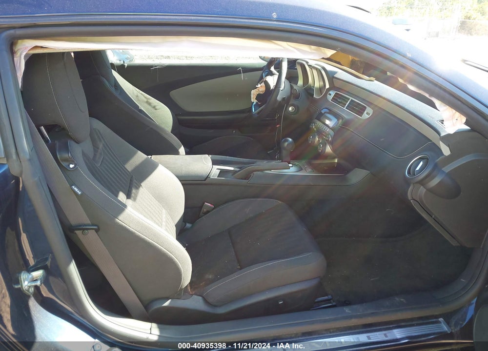 2015 CHEVROLET CAMARO 2LS VIN: 2G1FB1E39F9261583