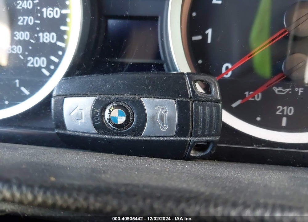 2008 BMW M3 VIN: WBSWD93538PY39310