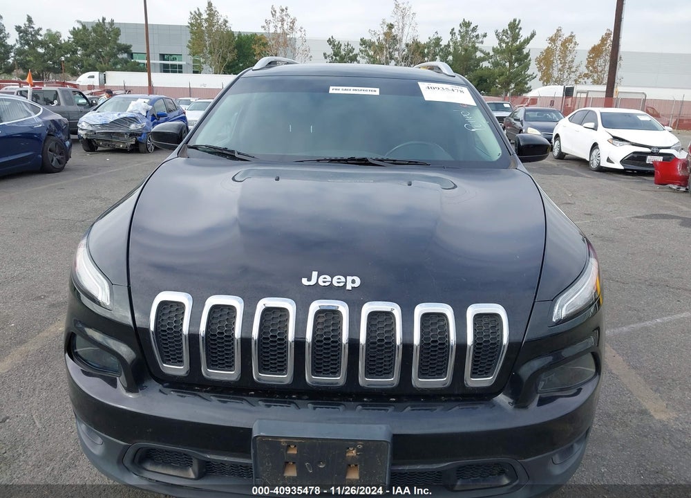 2017 JEEP CHEROKEE LATITUDE FWD VIN: 1C4PJLCB9HW668303