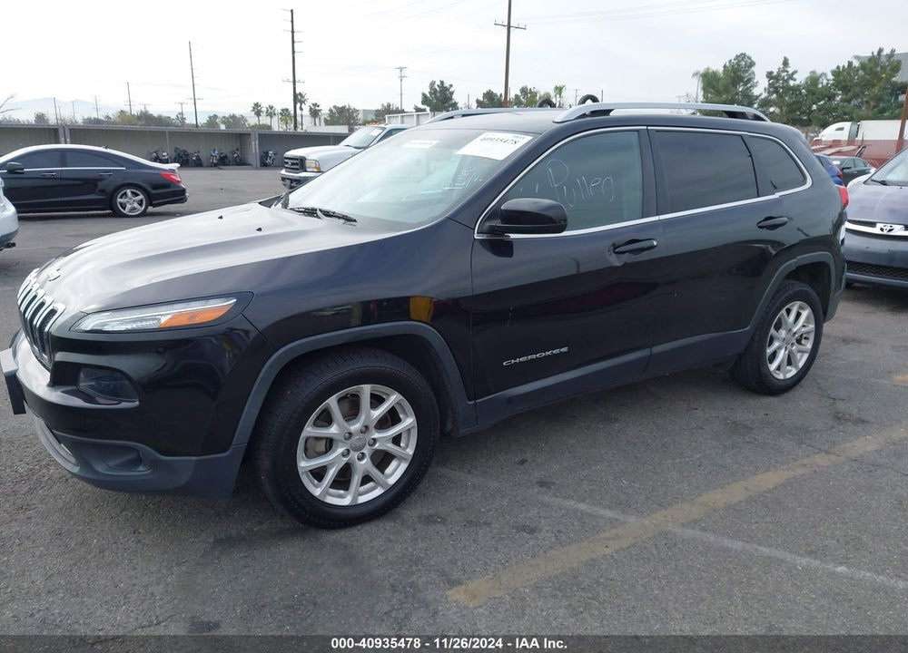 2017 JEEP CHEROKEE LATITUDE FWD VIN: 1C4PJLCB9HW668303