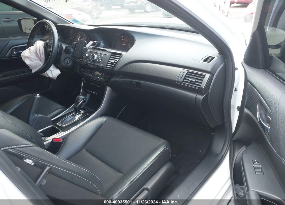 2017 HONDA ACCORD SPORT VIN: 1HGCR2F50HA013565