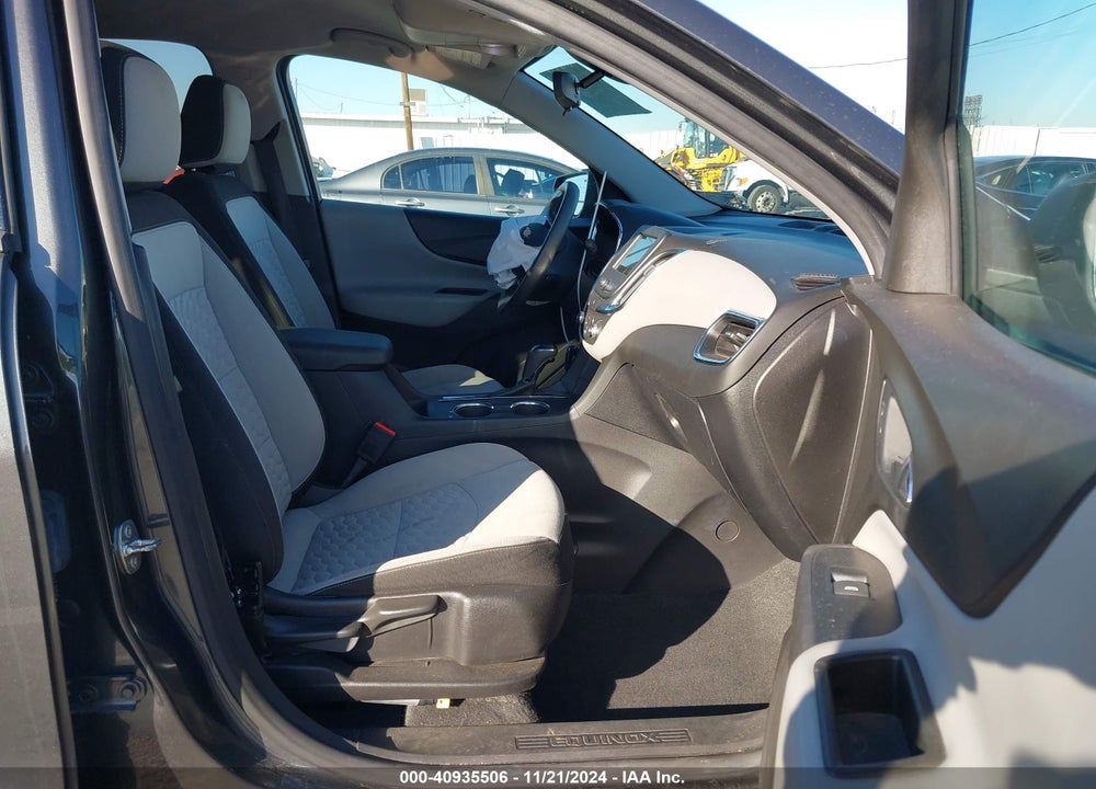 2019 CHEVROLET EQUINOX LS VIN: 3GNAXHEV4KS564336