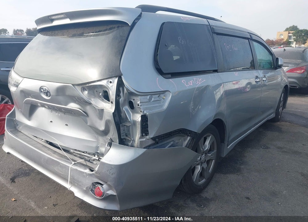 2017 TOYOTA SIENNA SE 8 PASSENGER VIN: 5TDXZ3DC9HS850518