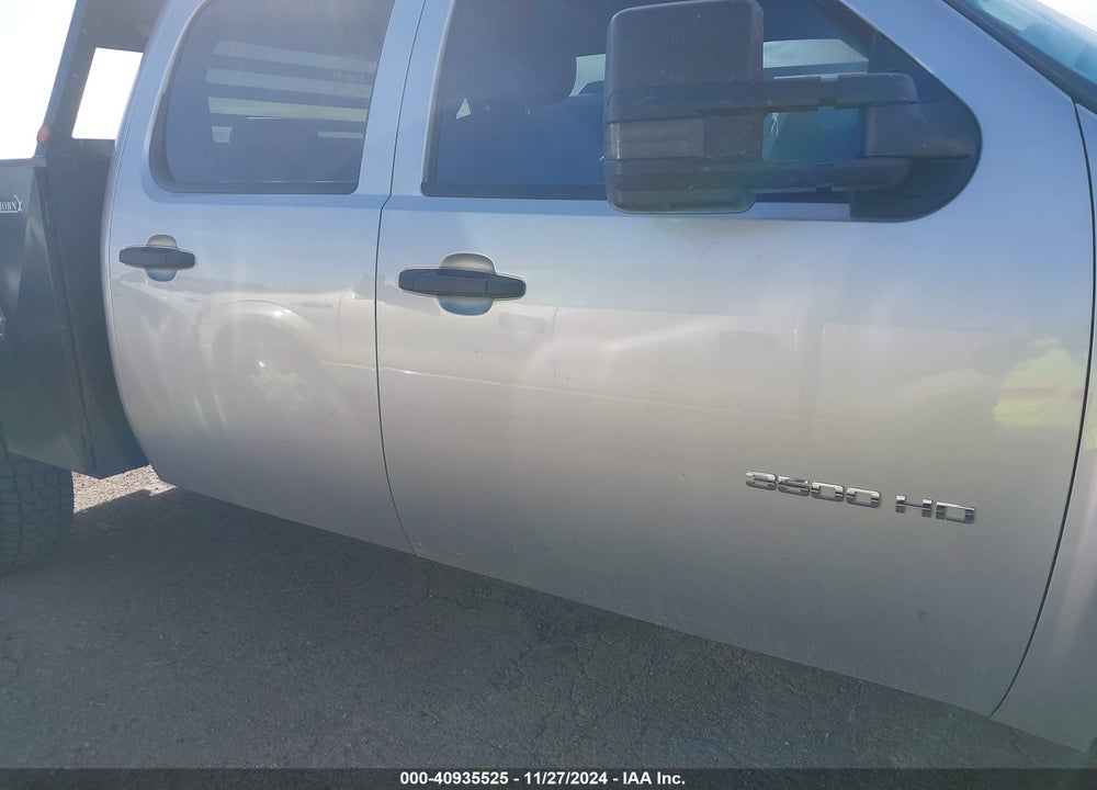 2011 CHEVROLET SILVERADO 3500HD LT VIN: 1GC4K0C80BF102055