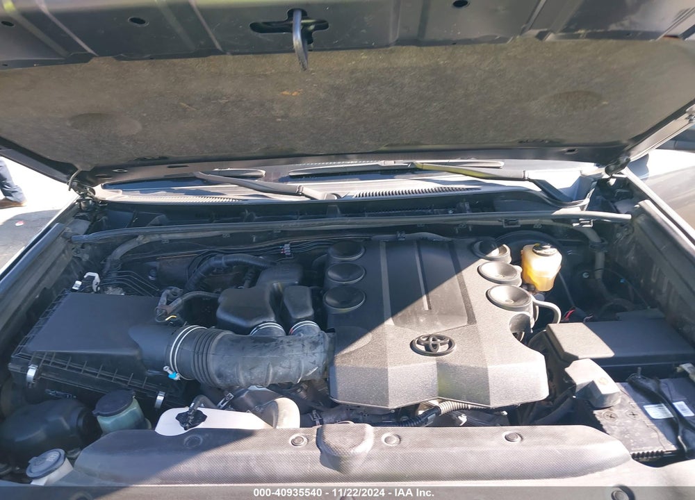 2019 TOYOTA 4RUNNER SR5 VIN: JTEZU5JR1K5212347