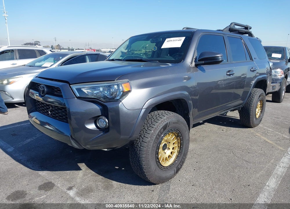 2019 TOYOTA 4RUNNER SR5 VIN: JTEZU5JR1K5212347