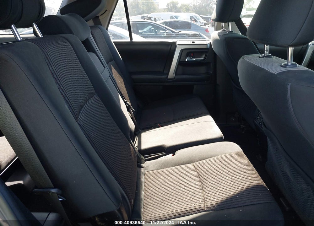 2019 TOYOTA 4RUNNER SR5 VIN: JTEZU5JR1K5212347