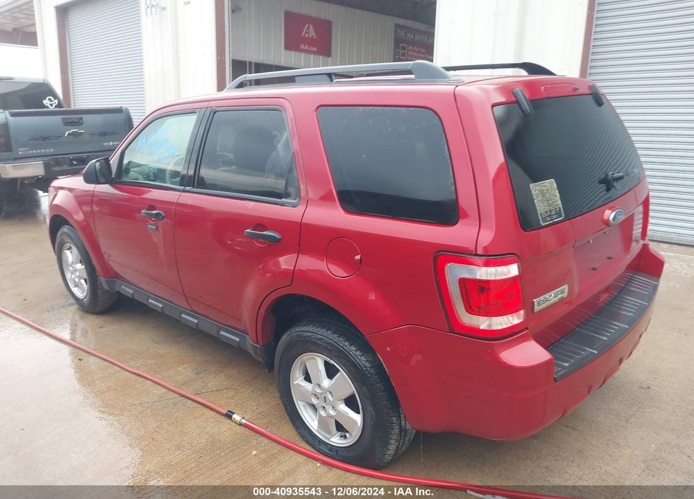 2010 FORD ESCAPE XLT VIN: 1FMCU0D73AKA56069
