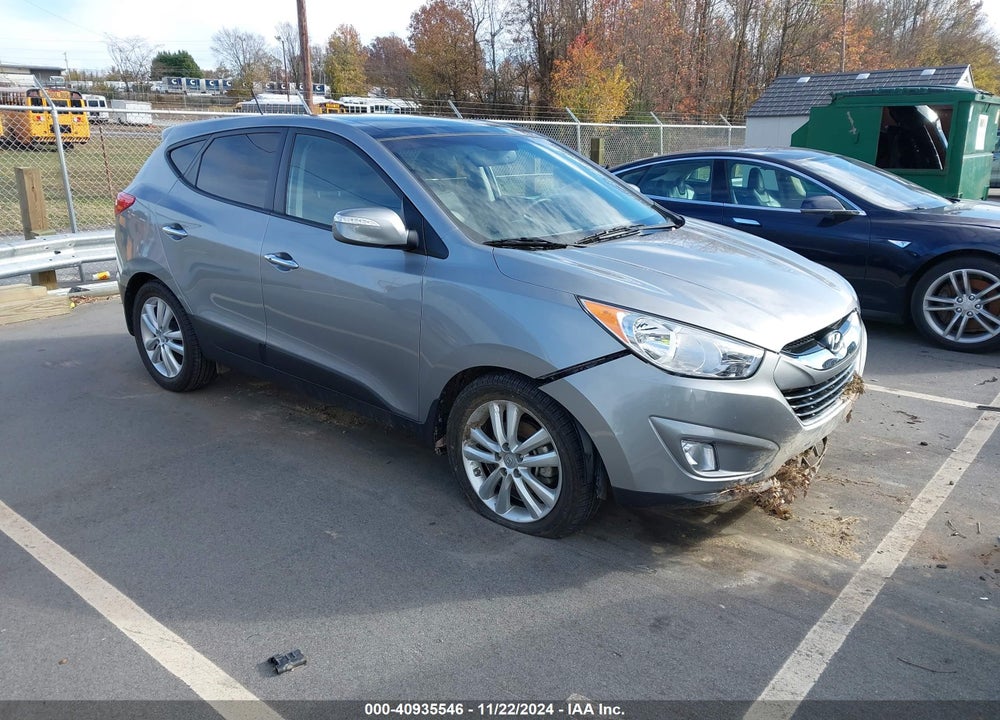 2013 HYUNDAI TUCSON LIMITED VIN: KM8JU3AC6DU678555
