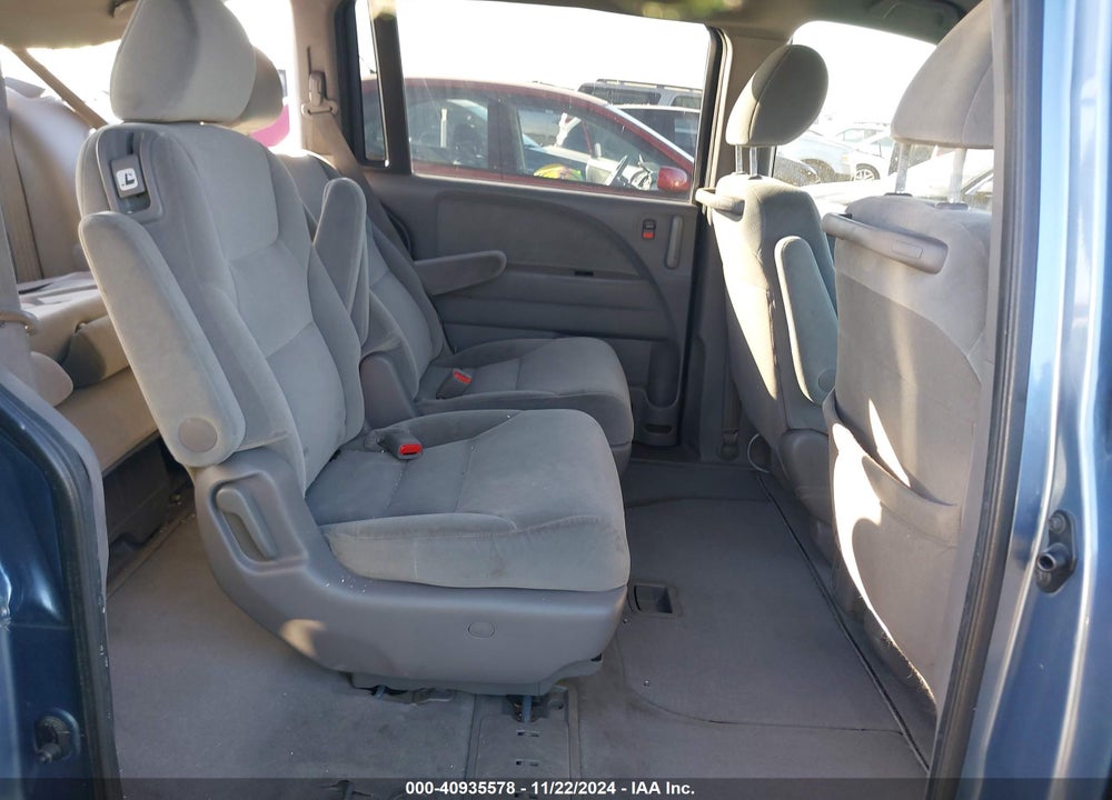 2010 HONDA ODYSSEY LX VIN: 5FNRL3H21AB099632