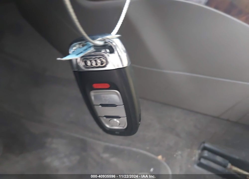 2014 AUDI A4 2.0T PREMIUM VIN: WAUFFAFL7EN032225