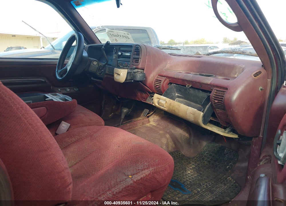 1996 CHEVROLET GMT-400 K2500 VIN: 1GCGK29R9TE189700