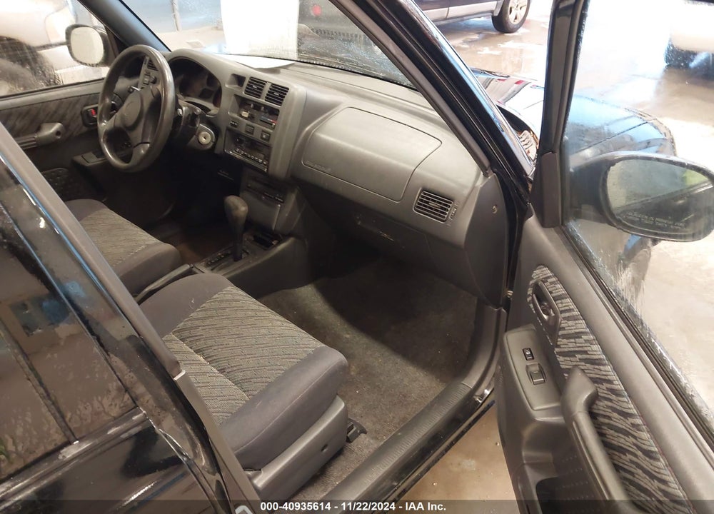 2000 TOYOTA RAV4 VIN: JT3HP10V5Y0225353