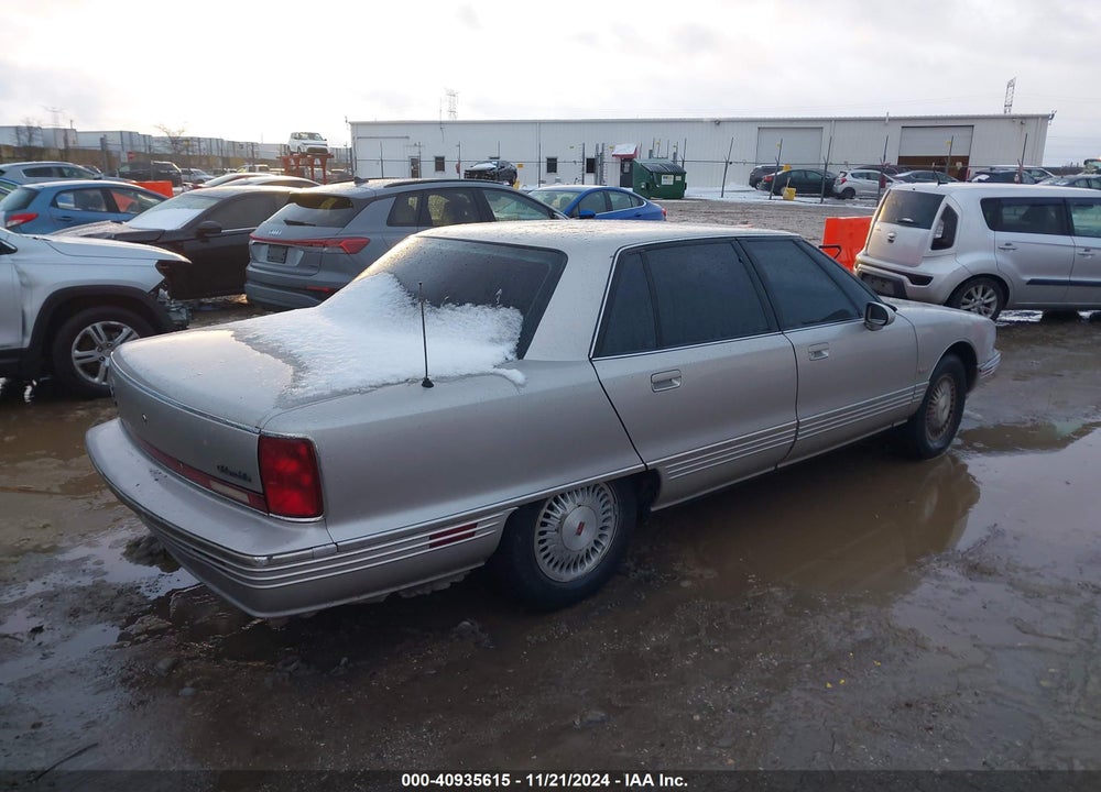 1996 OLDSMOBILE 98 REGENCY ELITE VIN: 1G3CX52K9T4310519