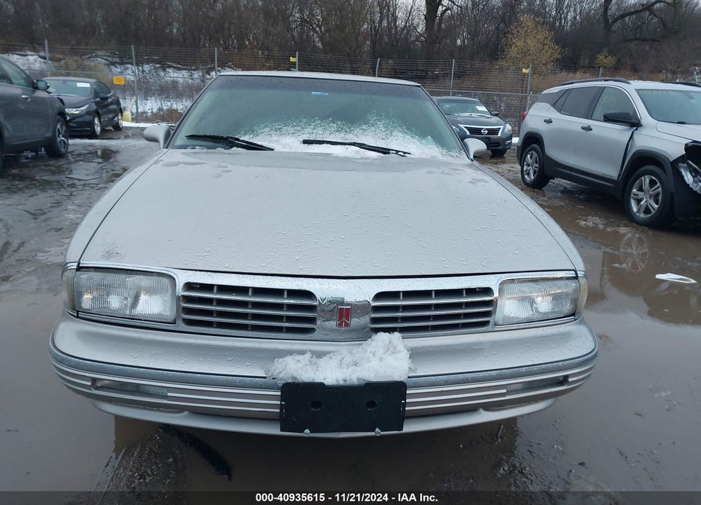 1996 OLDSMOBILE 98 REGENCY ELITE VIN: 1G3CX52K9T4310519
