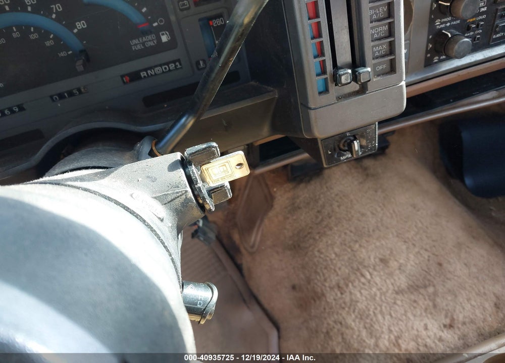 1992 CHEVROLET BLAZER S10 VIN: 1GNDT13Z3N2110133
